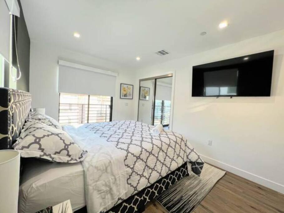 Сasa de vacaciones 4br Townhouse In Koreatown *