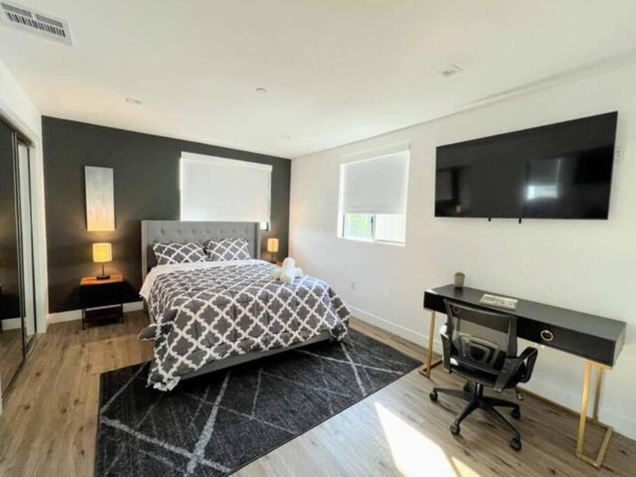 Сasa de vacaciones 4br Townhouse In Koreatown *